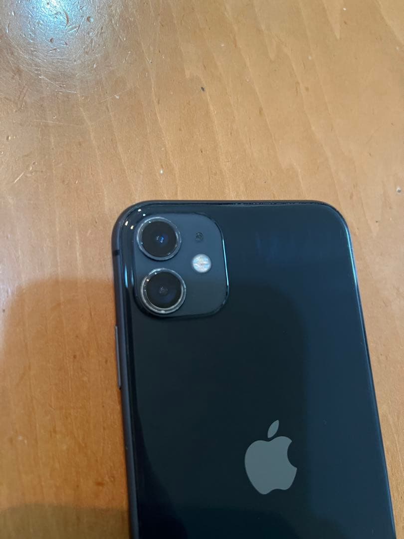 iPhone11 本体　バッテリー100%