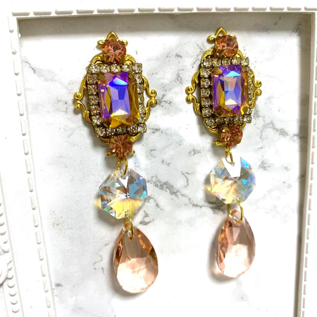 歌哉様オーダー　スワロフスキー　オーロラ　ハート　ビジュー　ピアス　クリスタル