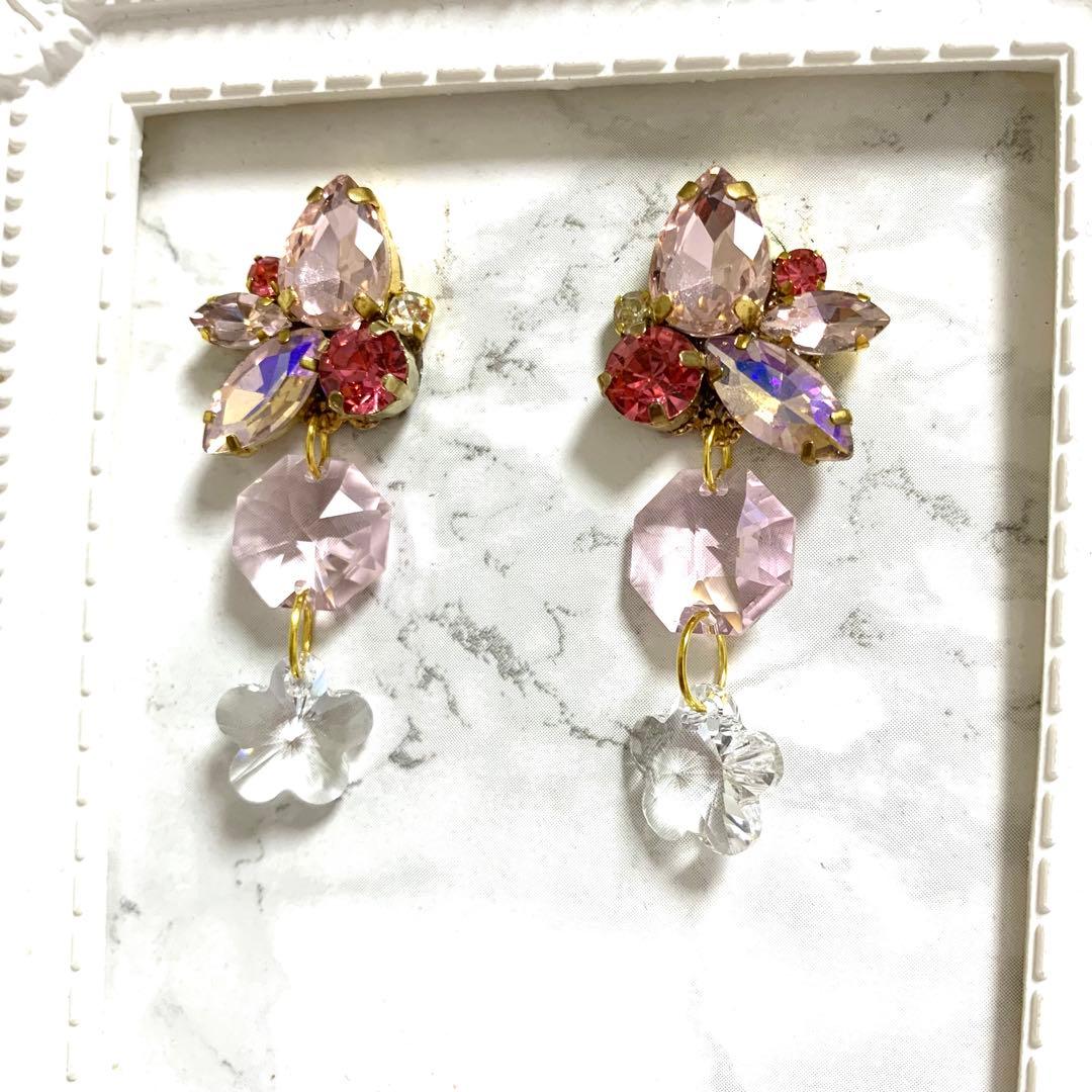 歌哉様オーダー　スワロフスキー　オーロラ　ハート　ビジュー　ピアス　クリスタル