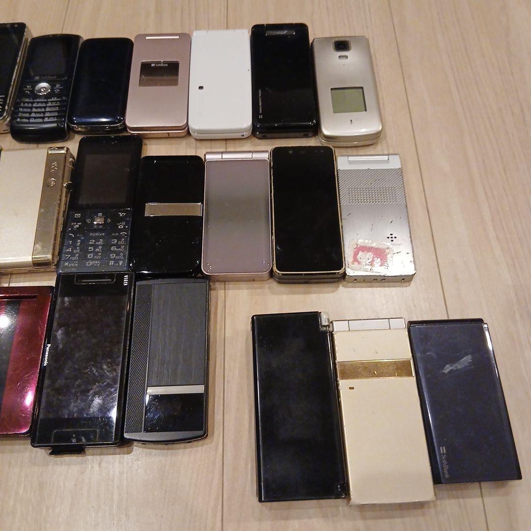 ガラケー携帯　３０台セット　ジャンク