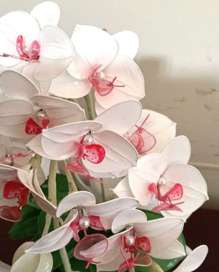 アメリカンフラワー　ディップフラワー　花瓶付　胡蝶蘭　白