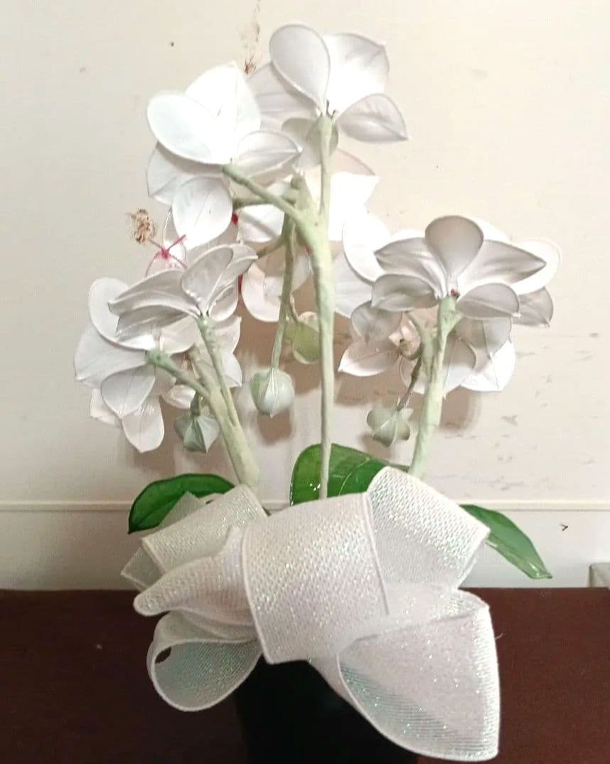 アメリカンフラワー　ディップフラワー　花瓶付　胡蝶蘭　白