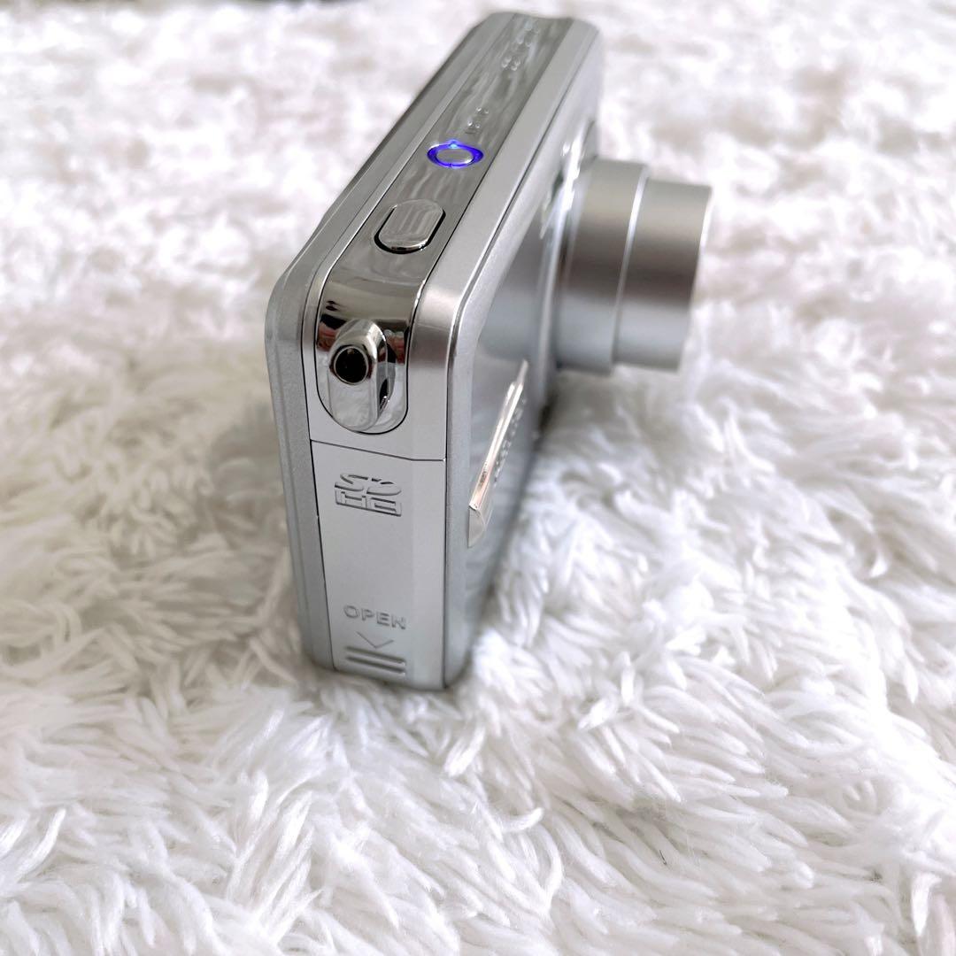 PENTAX 極美品✨Optio E85コンパクトデジタルカメラ　付属品多数三脚