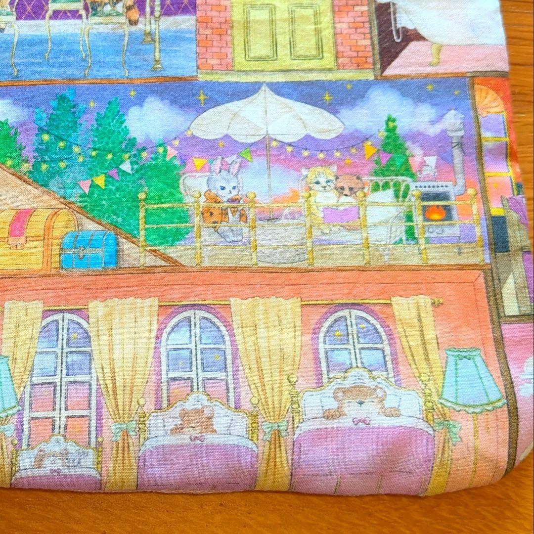 ふわふわガーゼハンカチ⭐️ユキエモン☆ラビリンスハウス　ピンク