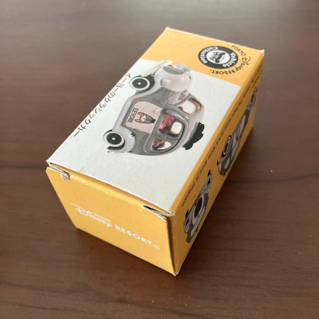 トミカ　イーヨーのクラシックカー　ディズニーリゾート