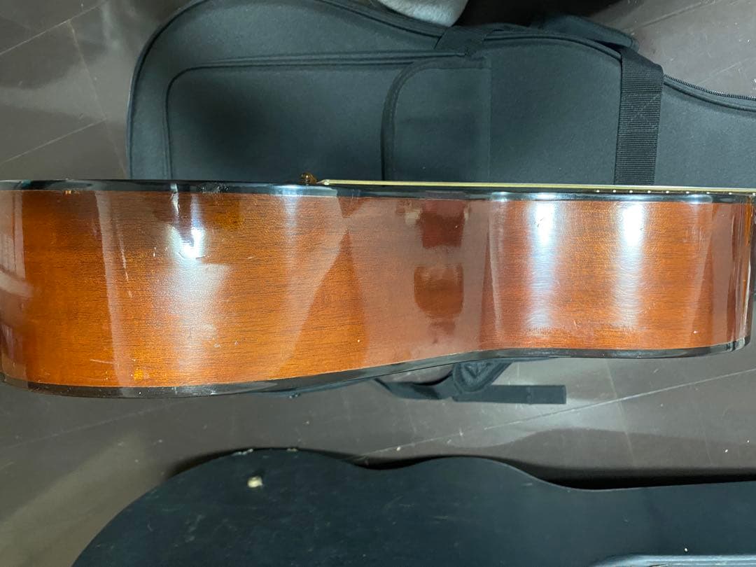 アコースティックギター　YAMAHA