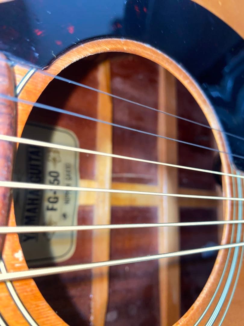 アコースティックギター　YAMAHA