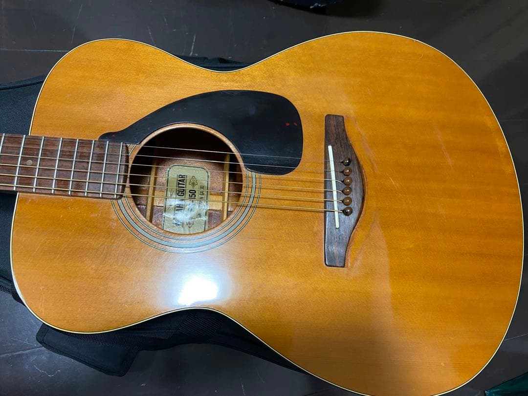 アコースティックギター　YAMAHA