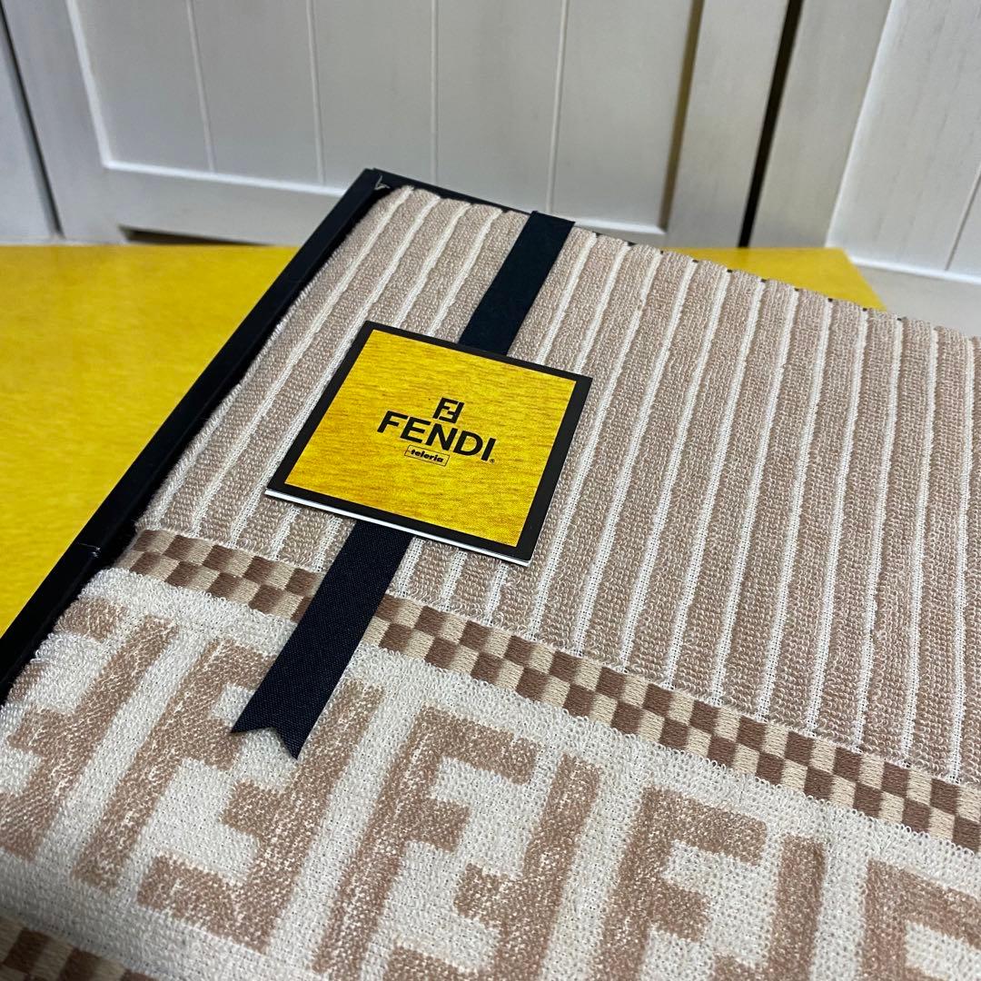 FENDI フェンディ タオルケット FF ズッカ タオルシーツ ベージュ