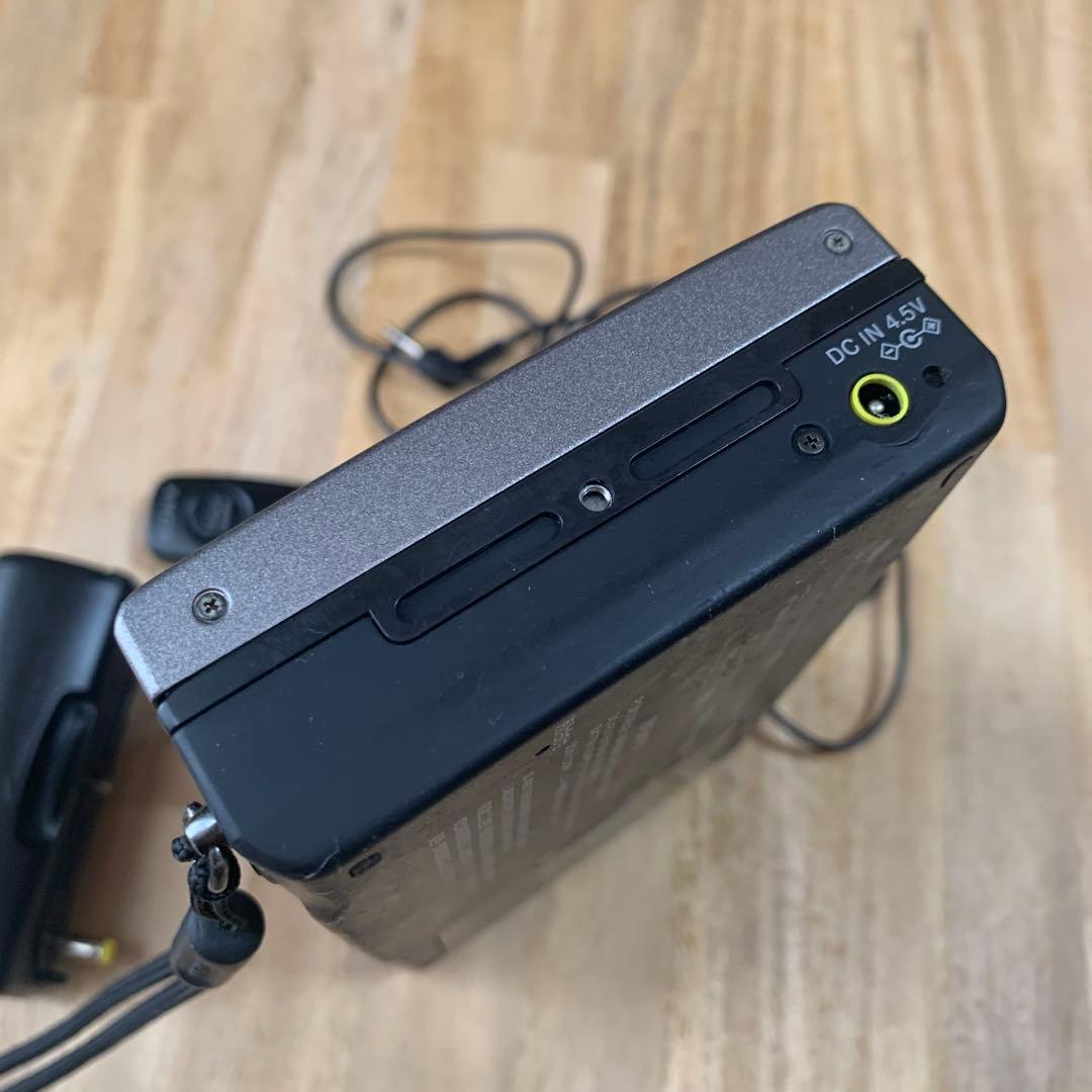 SONY MD-B3 ポータブルMDレコーダー　ジャンク品