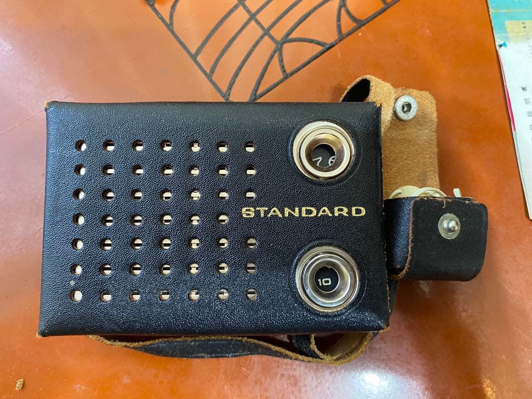 アンティークラジオ STANDARD トランジスタラジオ SR-F402