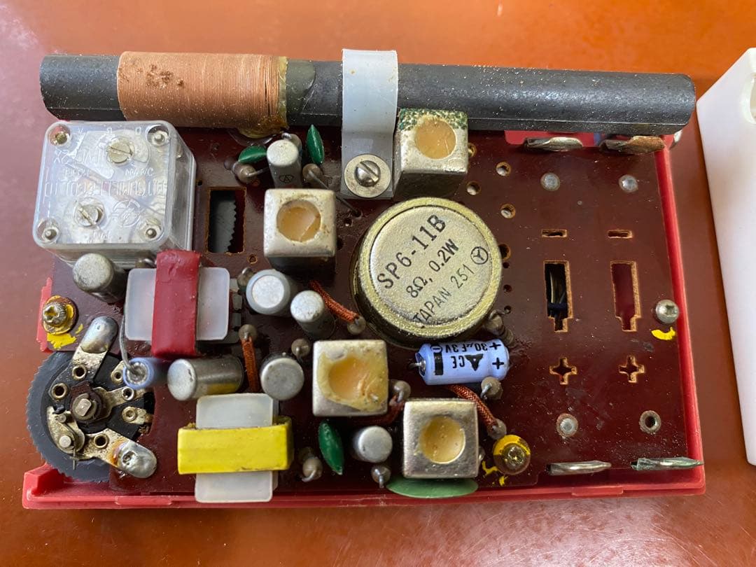 アンティークラジオ STANDARD トランジスタラジオ SR-F402