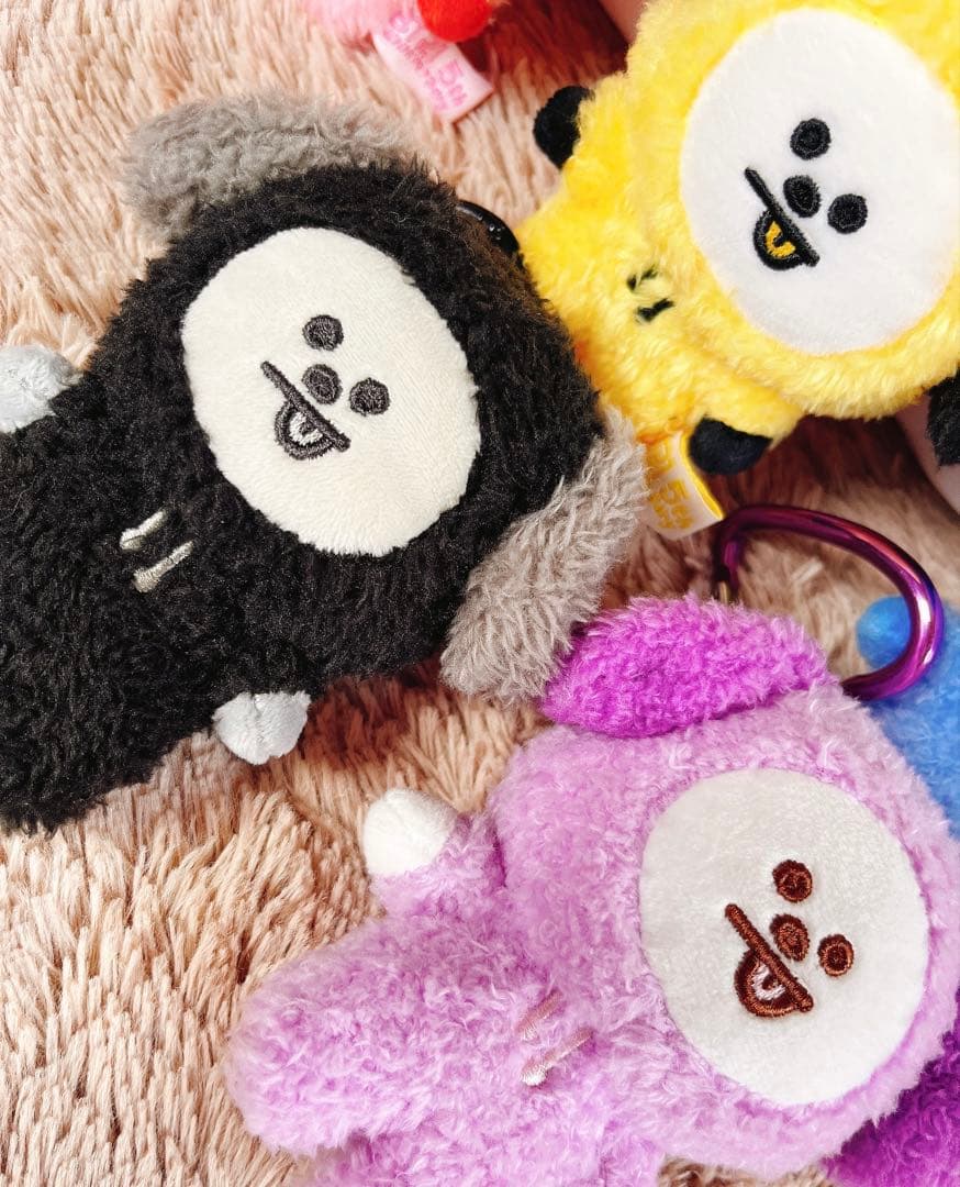 BT21 5周年記念 レインボーカラーマスコット キーホルダー