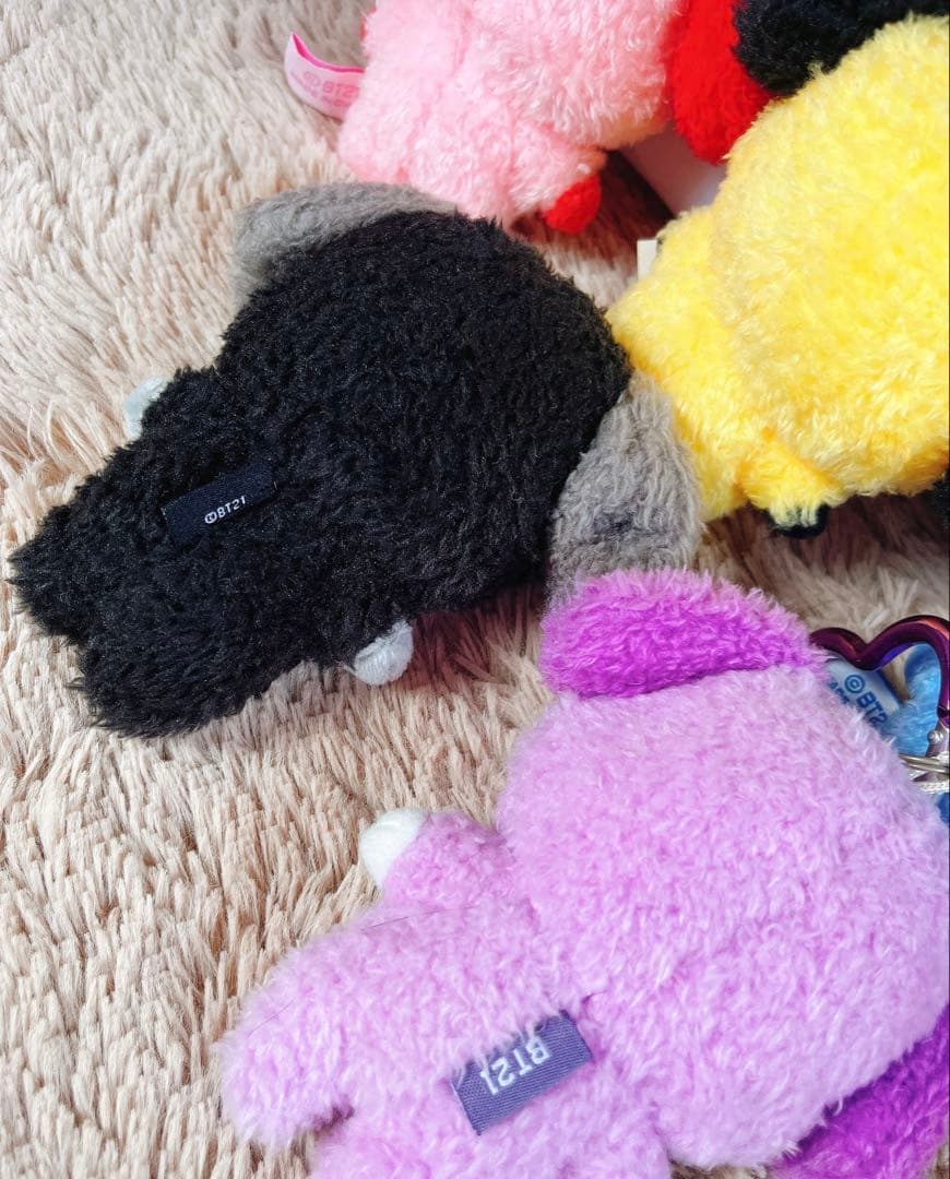 BT21 5周年記念 レインボーカラーマスコット キーホルダー