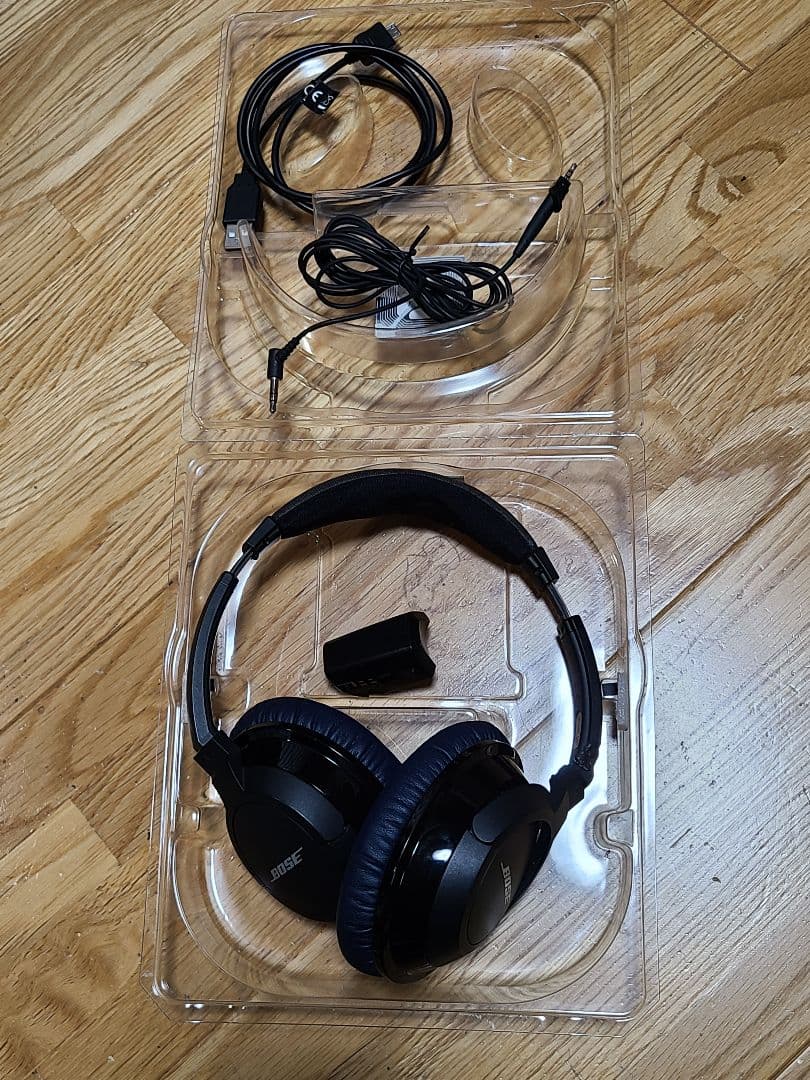 ヘッドホン BOSE AE2W