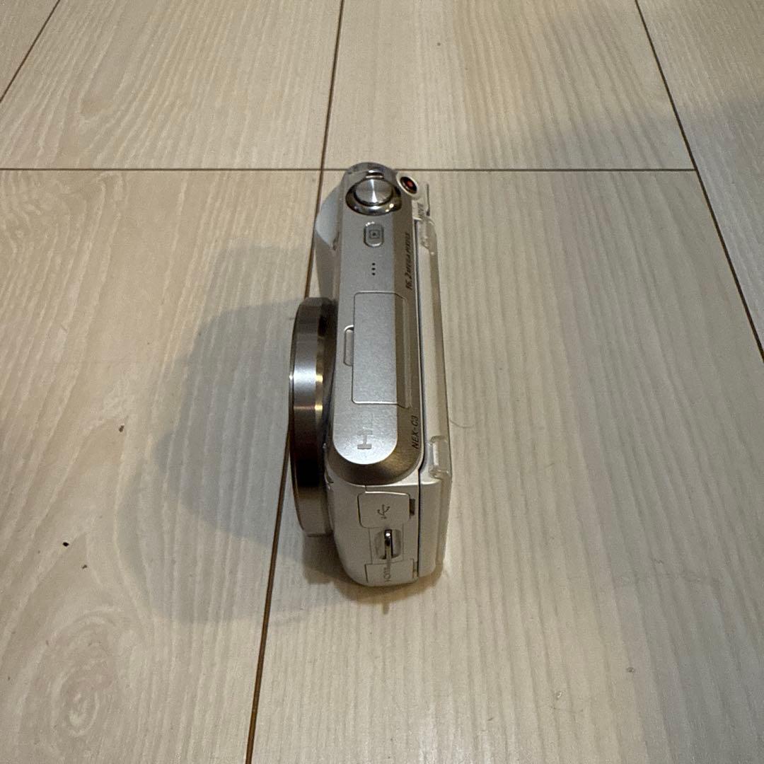 SONY ミラーレス一眼カメラ シルバー　NEX-C3 ボディ