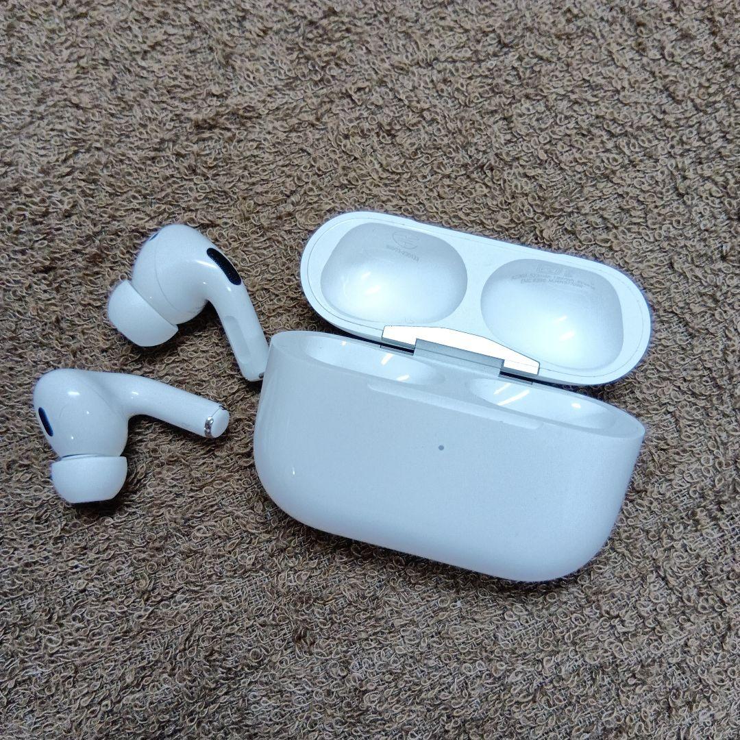 AirPods Pro 第2世代　本体 充電ケース付き