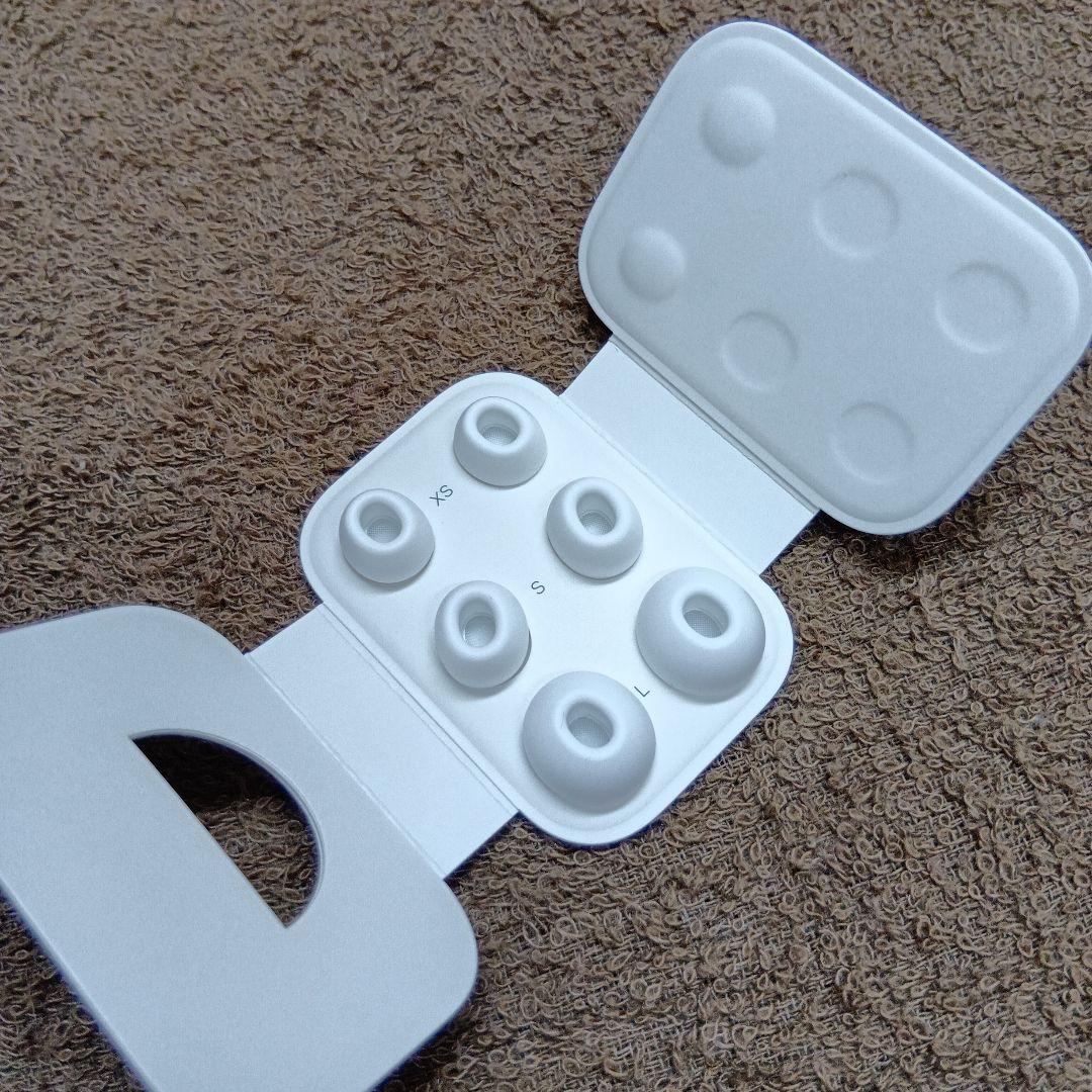 AirPods Pro 第2世代　本体 充電ケース付き