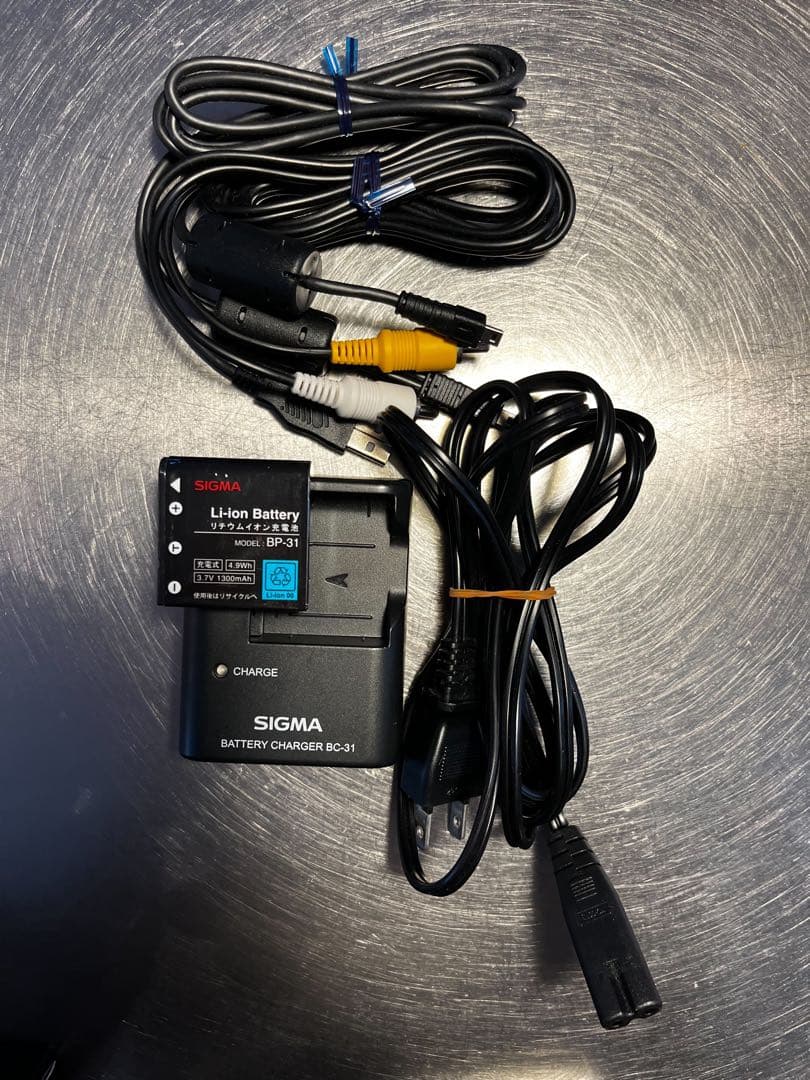 デジタルカメラ SIGMA DP2