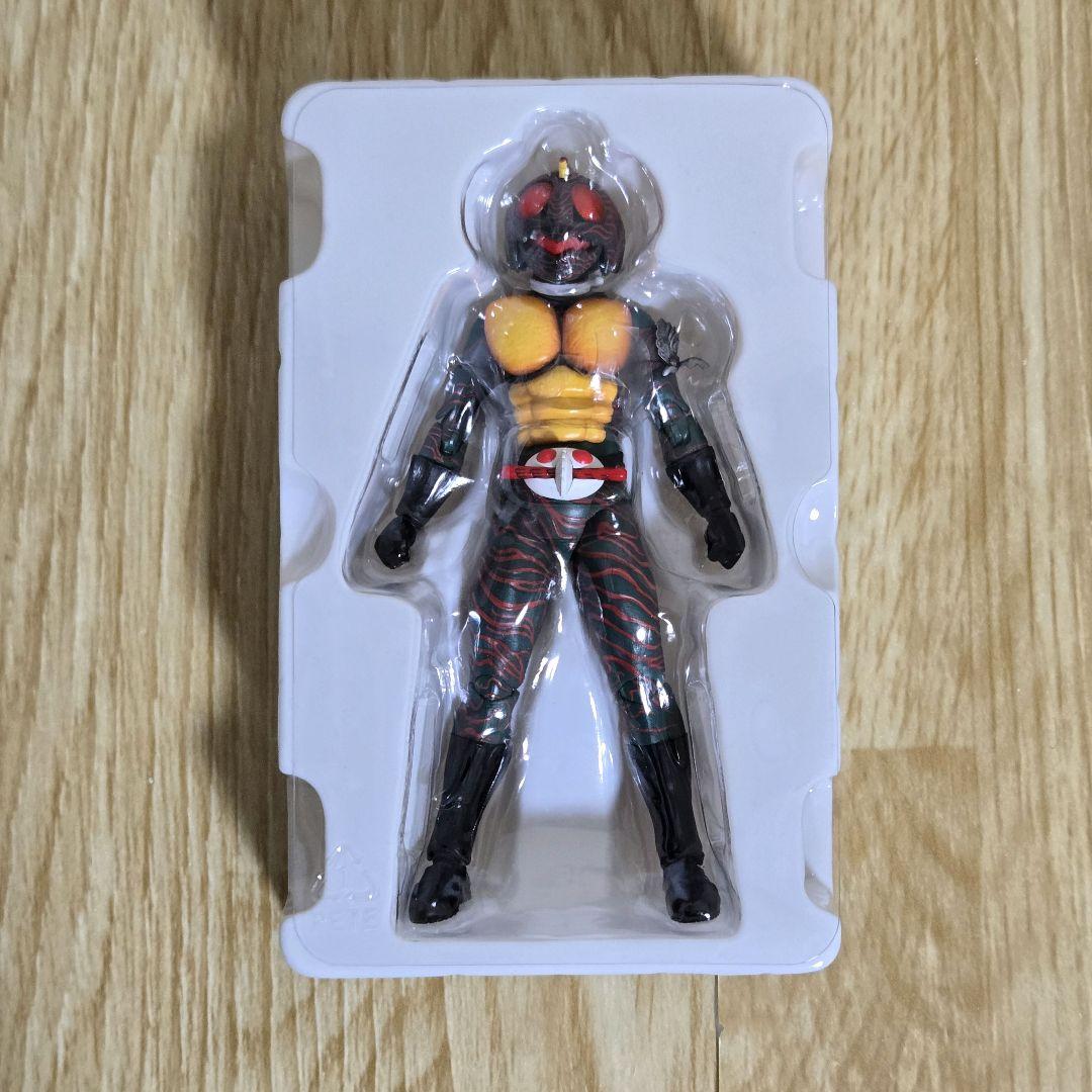 S.H.Figuarts フィギュアーツ　仮面ライダーアマゾン　真骨彫製法