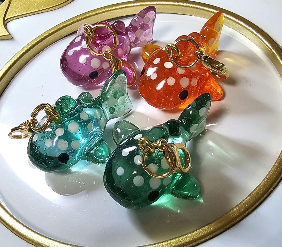 オーダージンベイザメチャーム