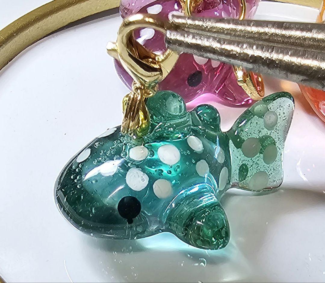 オーダージンベイザメチャーム