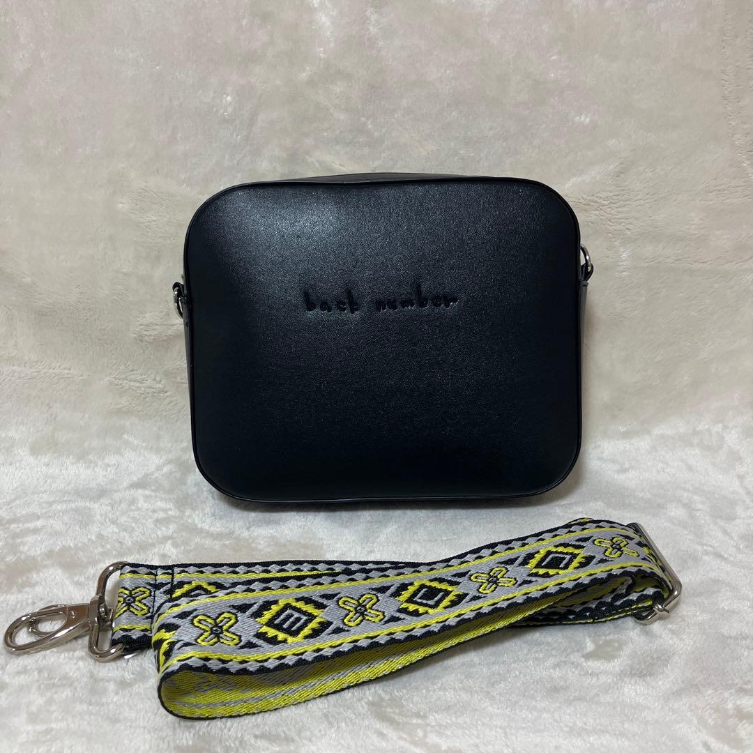 最終値下げ　back number 幾何学模様ストラップ バッグ　ブラック　黒