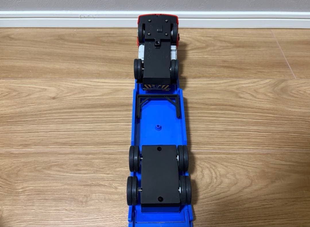 おもちゃ　働く車シリーズ　クレーン車　消防車　救急車　キャリアカー　ショベルカー