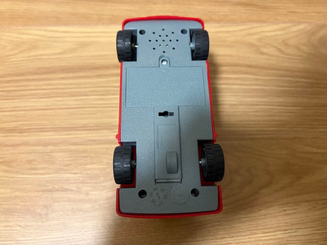 おもちゃ　働く車シリーズ　クレーン車　消防車　救急車　キャリアカー　ショベルカー