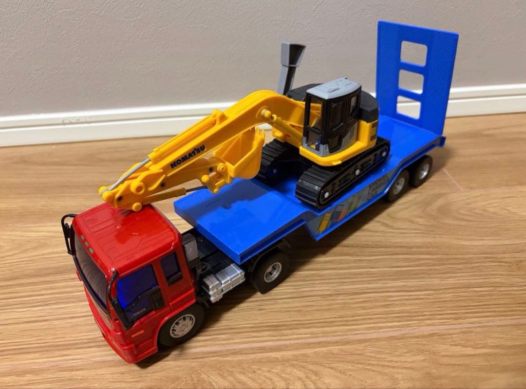 おもちゃ　働く車シリーズ　クレーン車　消防車　救急車　キャリアカー　ショベルカー