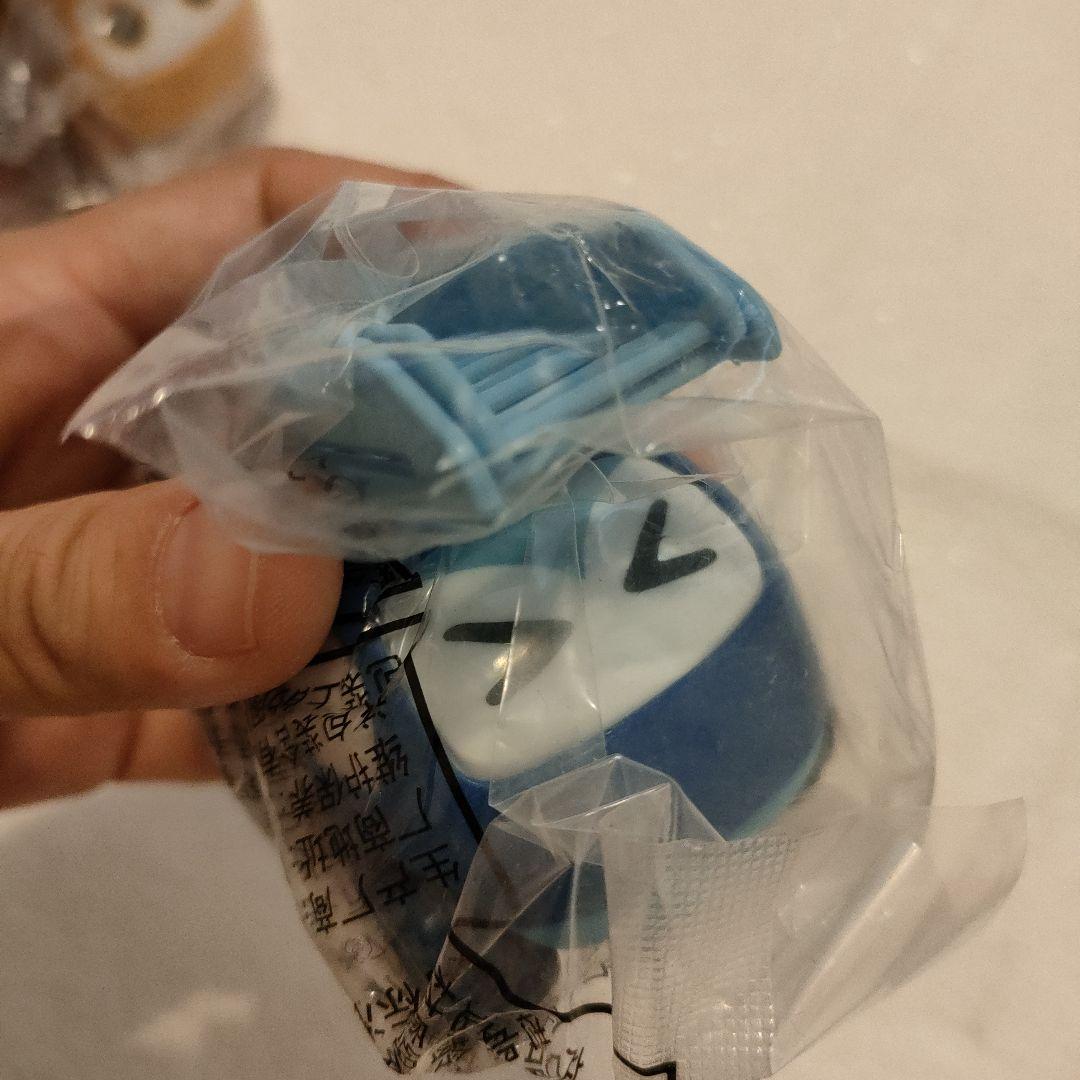 ❤未使用❤ミニカー4つ　セット　おもちゃ　プレゼント　車　砂場