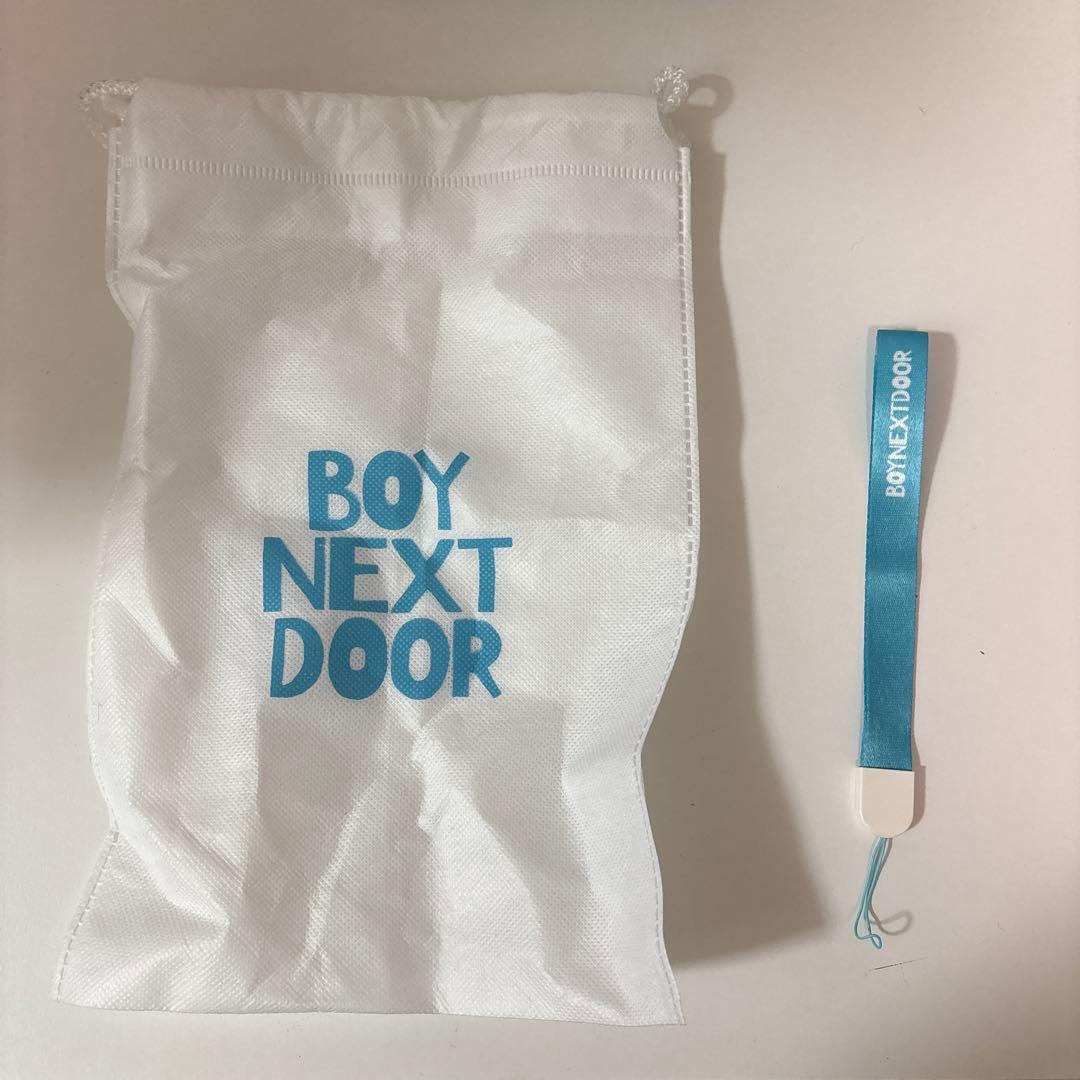 BORN NEXT DOOR ペンライト