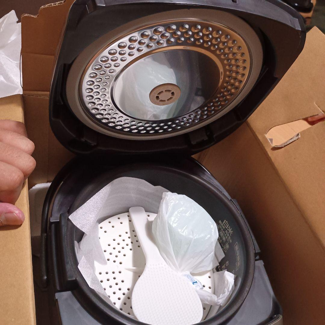 【ほぼ未使用】HITACHI IH炊飯器 RZ-MC10J シルバー