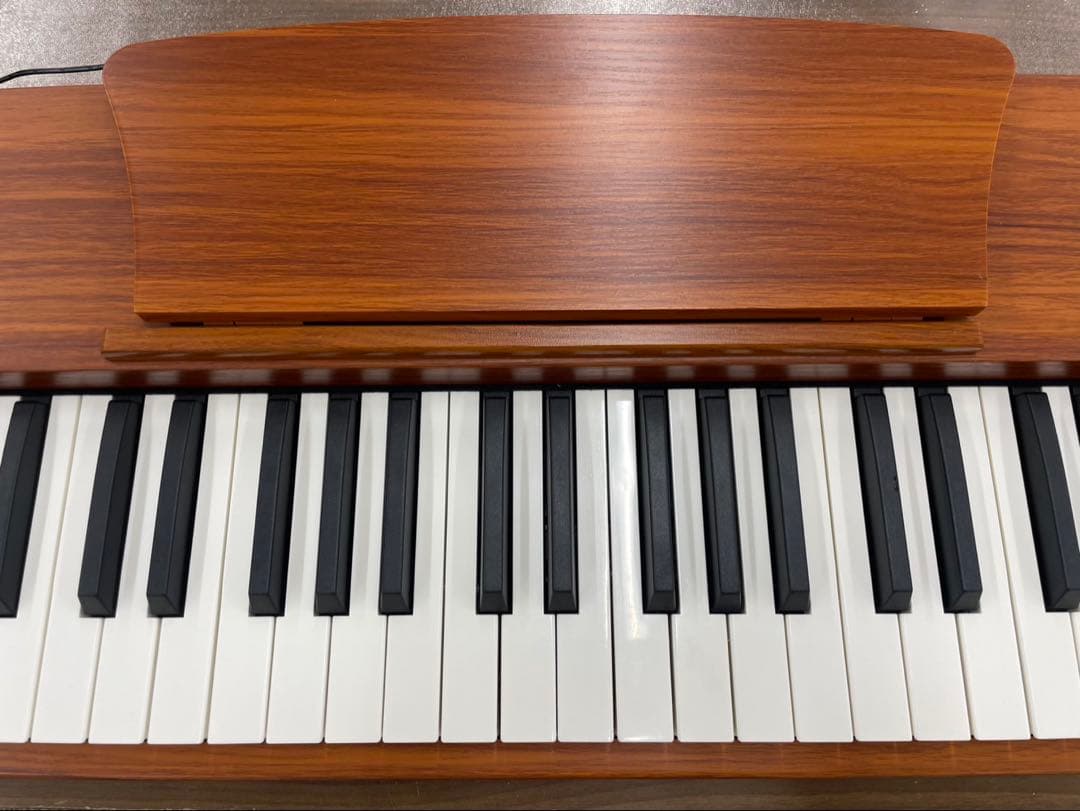 スタンド付き　電子ピアノ88鍵盤　給電タイプ　木目調ボディ　ウォールナット