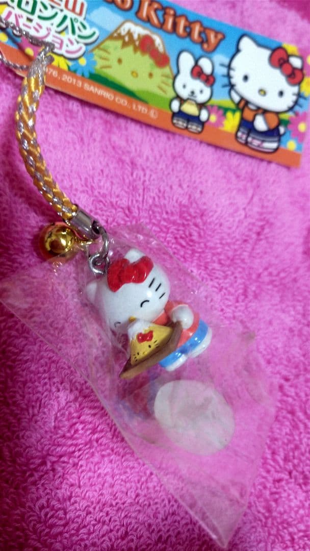 ハローキティ 富士山ストラップ