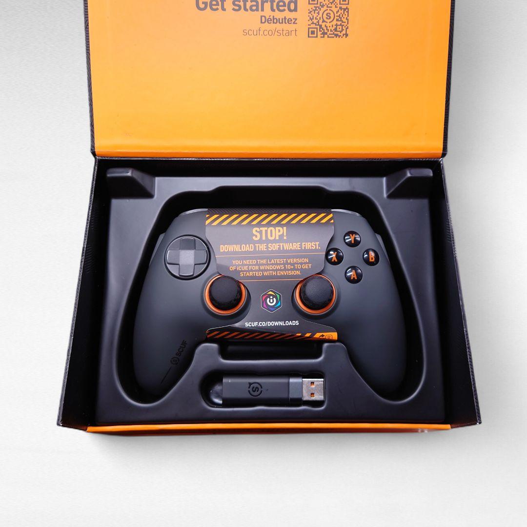 SCUF Envision Pro　PC コントローラー 背面4 ゲーミング