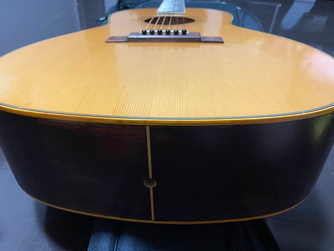 アコースティックギター　yamaki