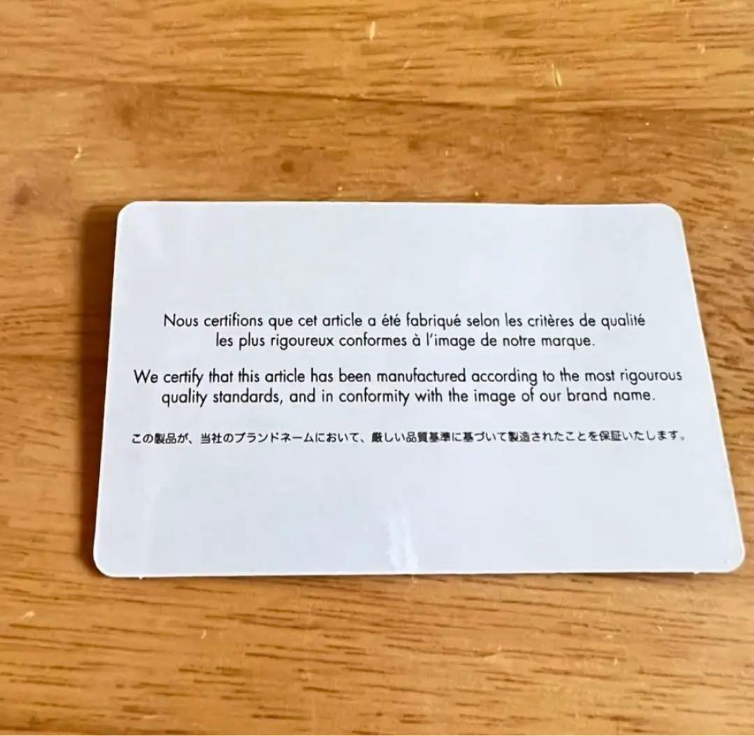 ミスディオール iPhone13Pro ケース