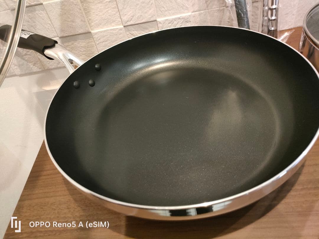 ラ・ベットラ IH対応フライパン 30cm 2点セット　ツール付