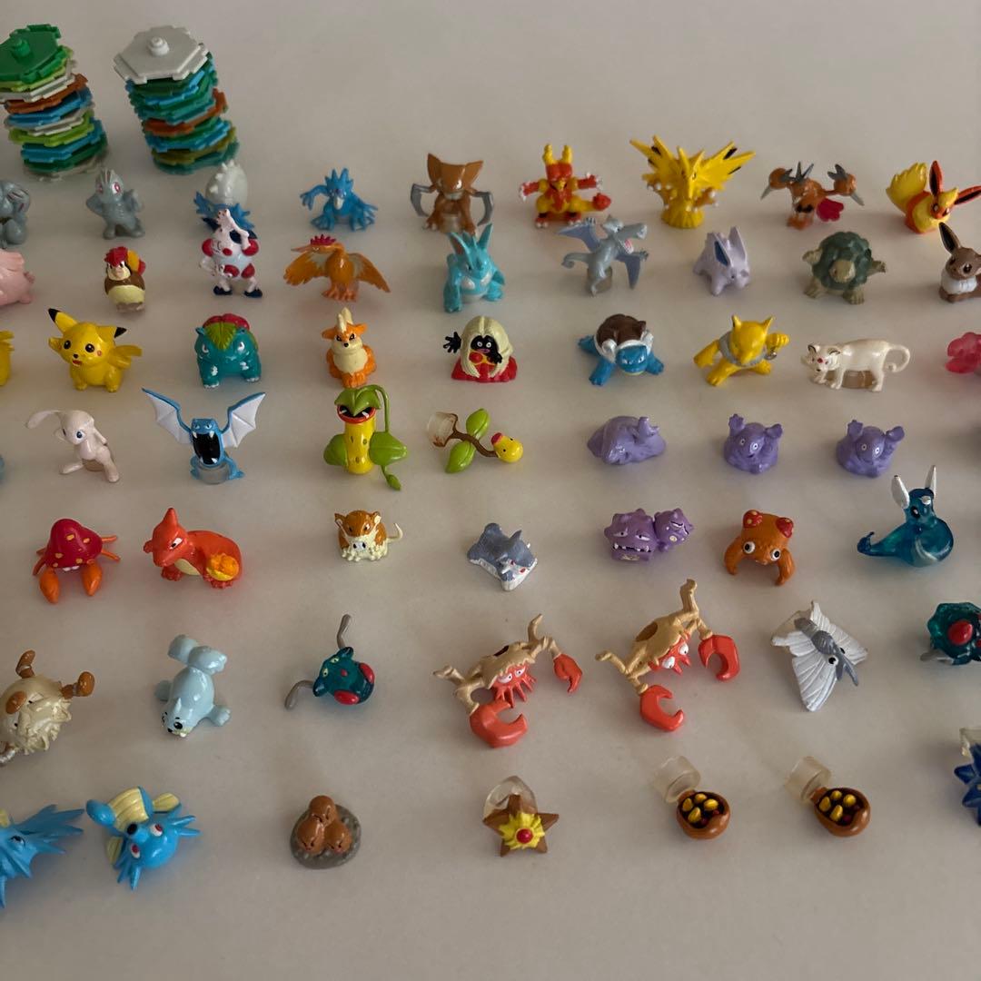 ポケモン　フルカラーコレクション 68個