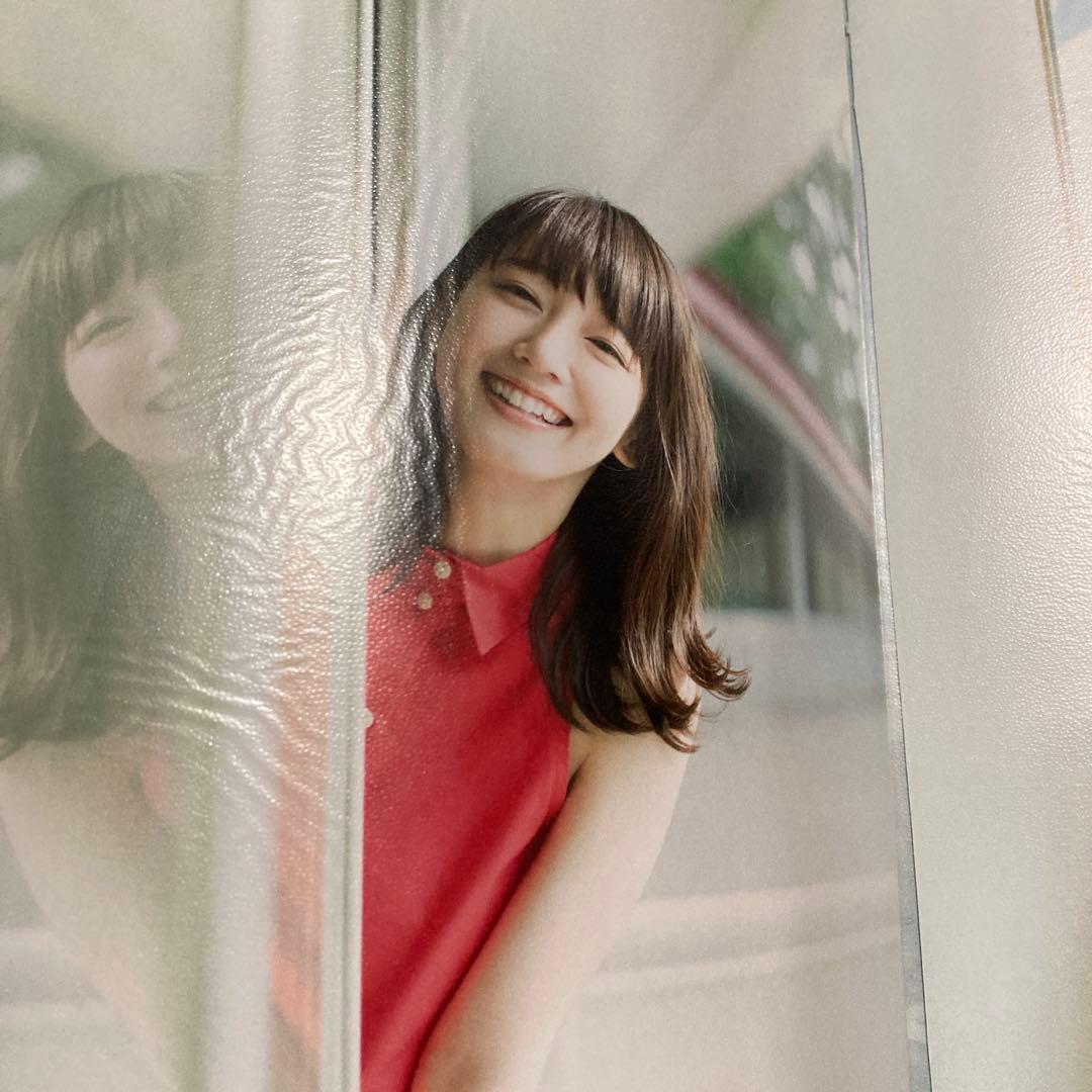 最終価格　吉岡里帆切り抜き　大量80ページ