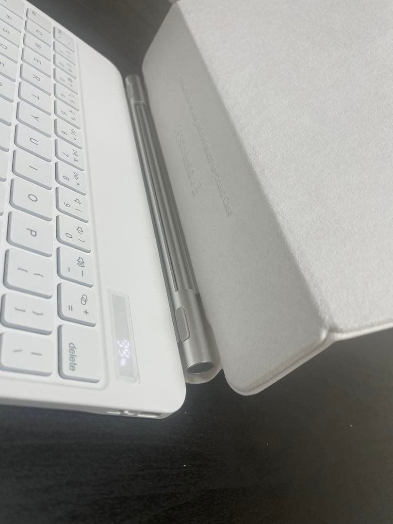 新品訳ありiPadキーボードAir第4/5/6/7 Pro11第1/2/3/4白