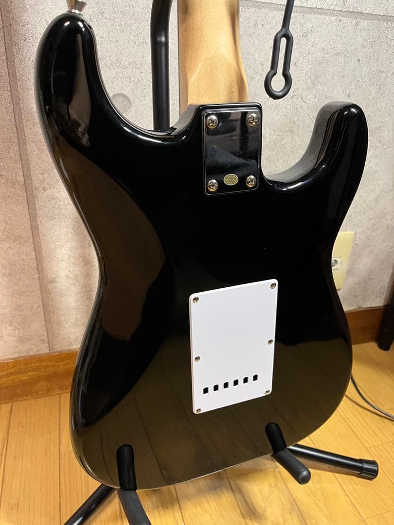 バッカスBacchus エレキギター　レフティ