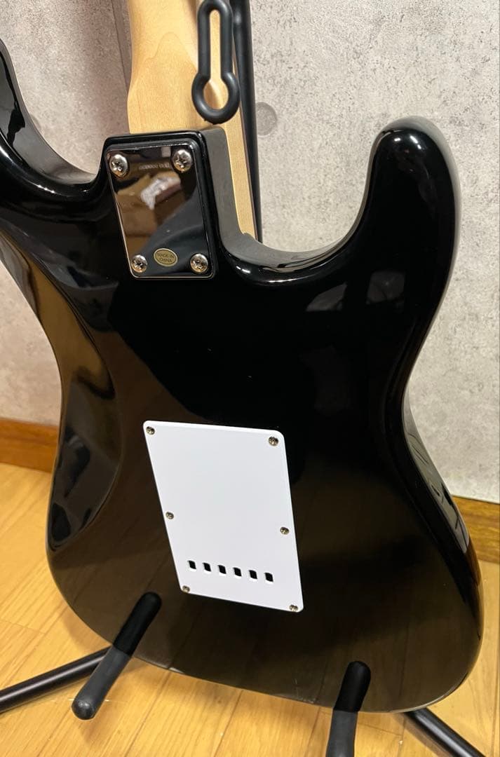 バッカスBacchus エレキギター　レフティ