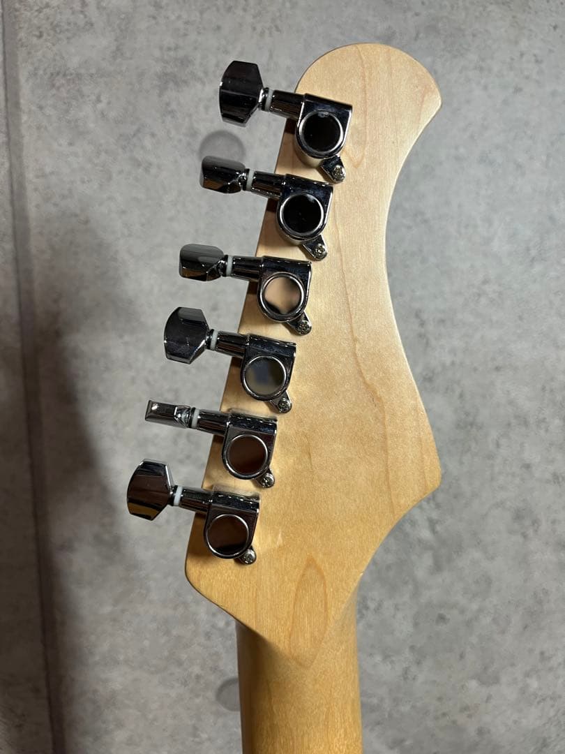 バッカスBacchus エレキギター　レフティ