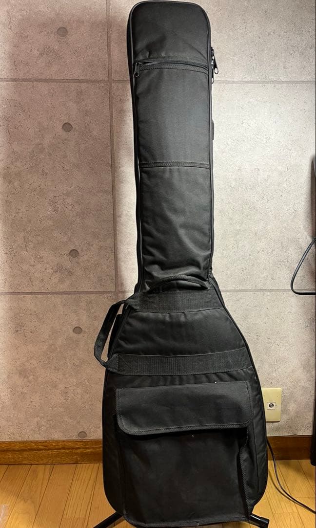 バッカスBacchus エレキギター　レフティ