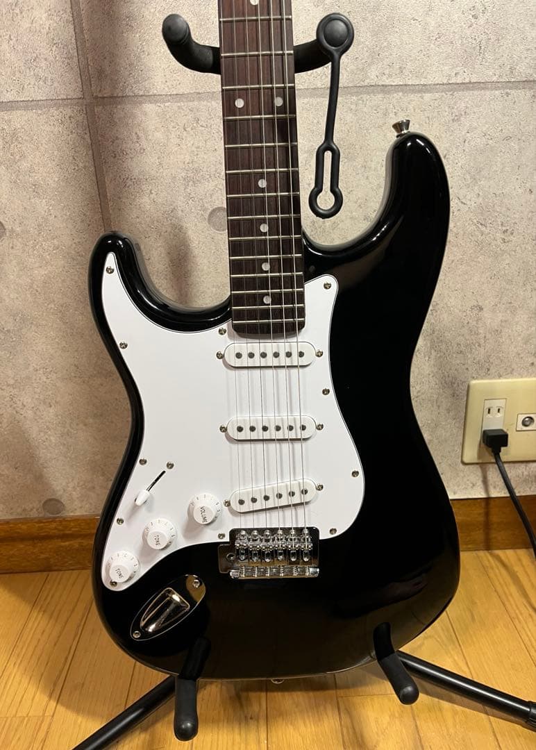 バッカスBacchus エレキギター　レフティ