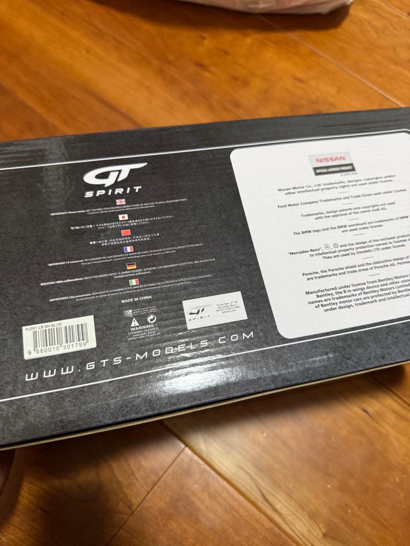 GTスピリット　1/18 M4  F82 lb works 仕様