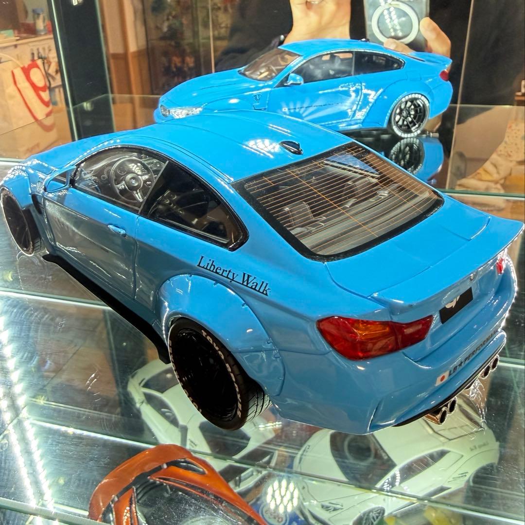 GTスピリット　1/18 M4  F82 lb works 仕様