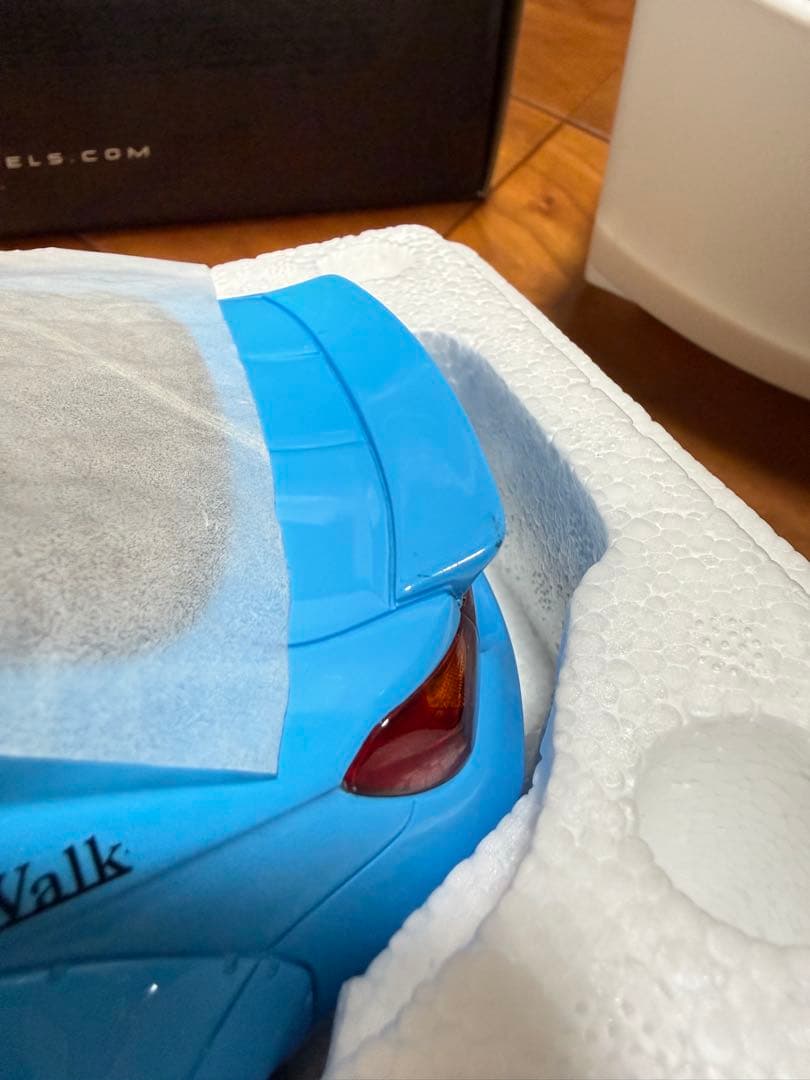 GTスピリット　1/18 M4  F82 lb works 仕様